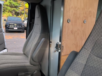 2026 Chevrolet Express Cutaway 3500 1WT