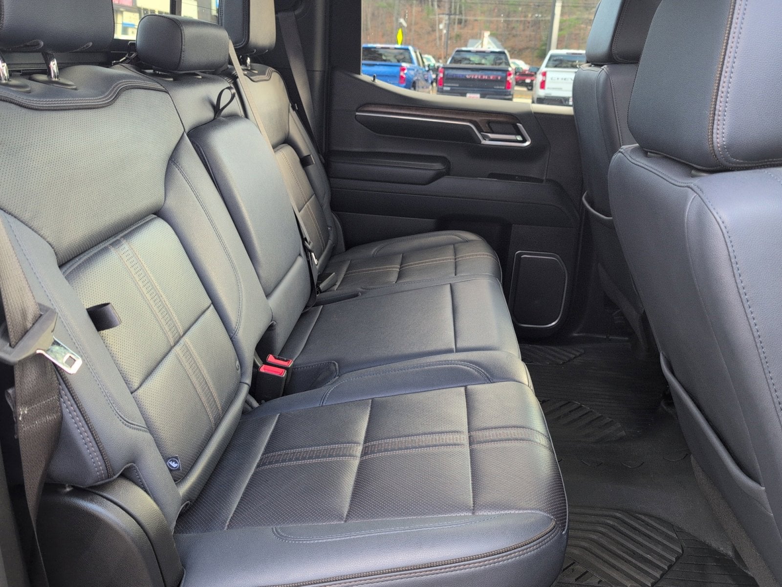 2023 Chevrolet Silverado 1500 High Country