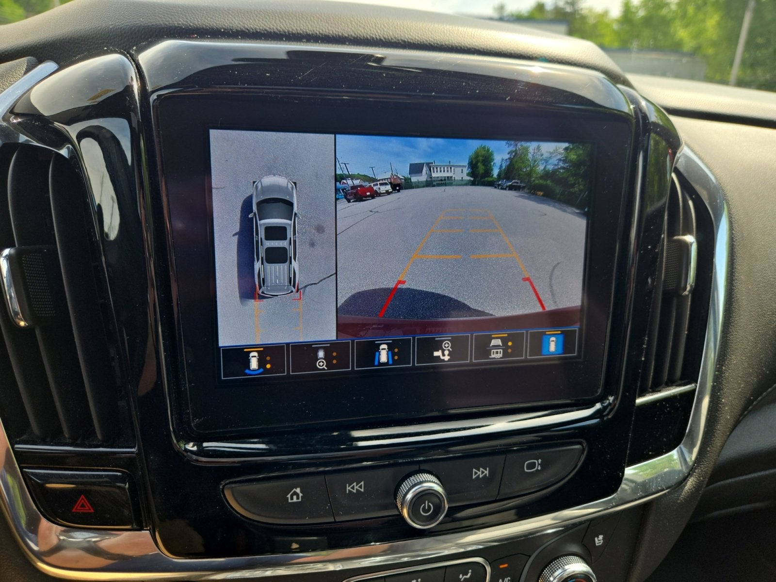 2023 Chevrolet Traverse High Country