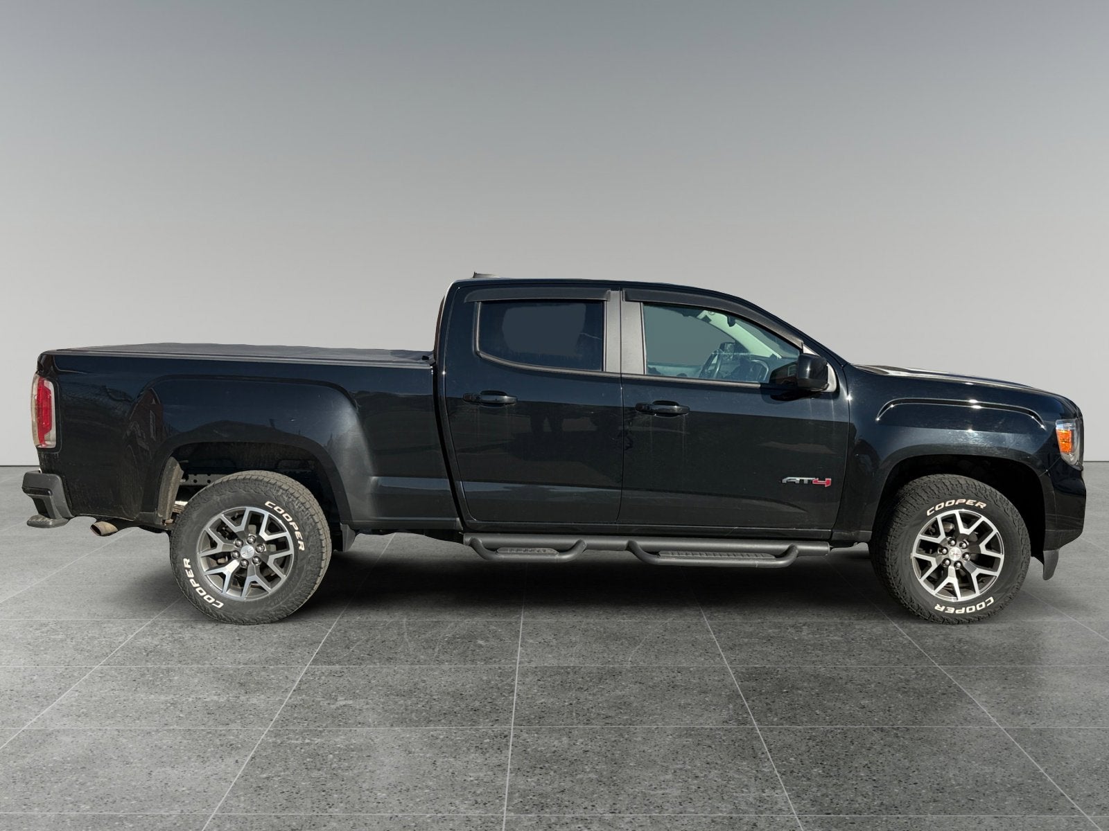 2021 GMC Canyon 4WD AT4 w/Leather
