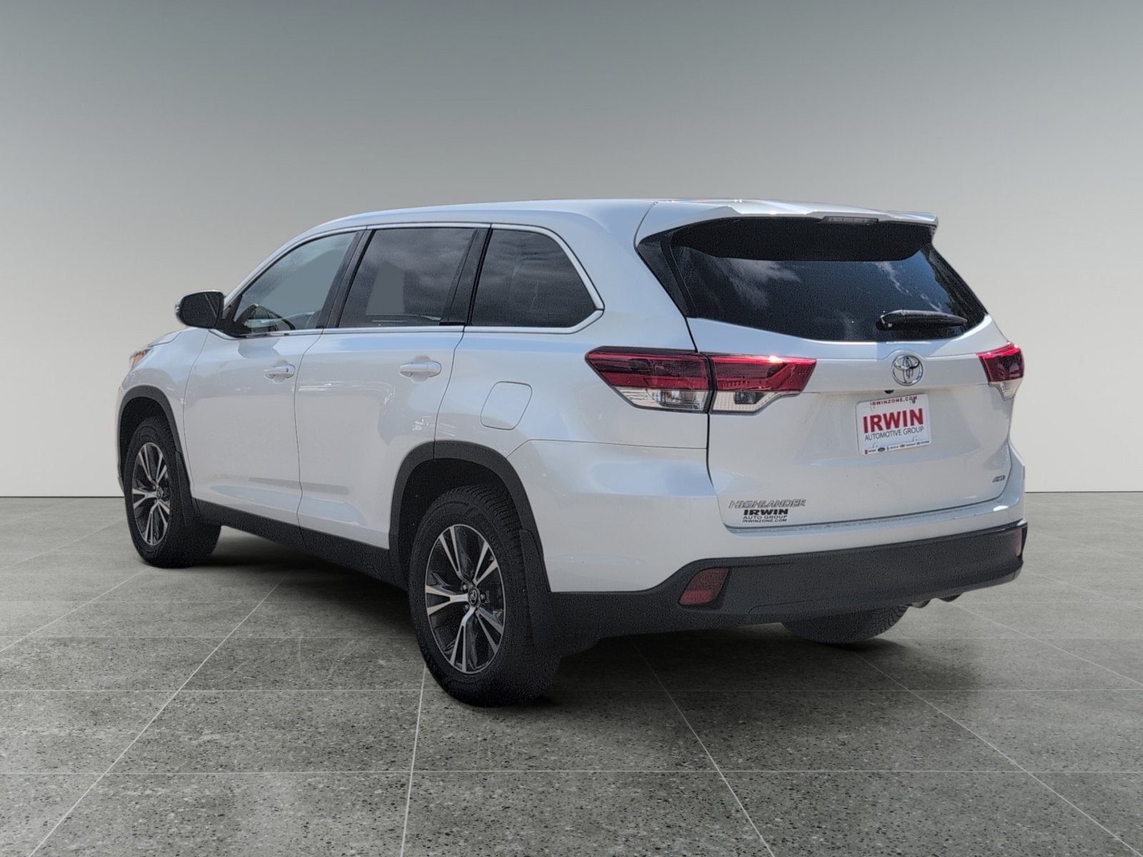 2019 Toyota Highlander LE
