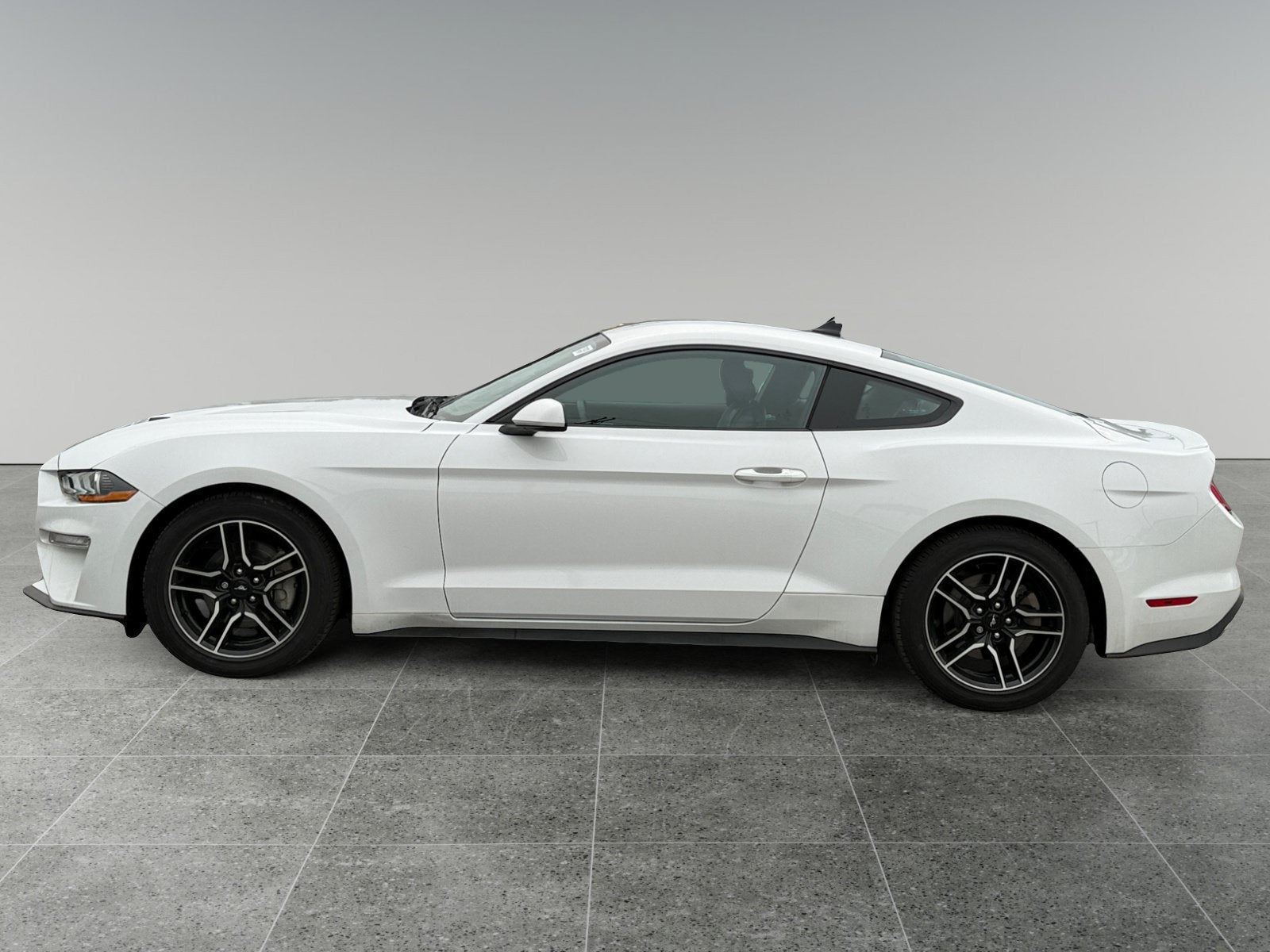 2021 Ford Mustang EcoBoost