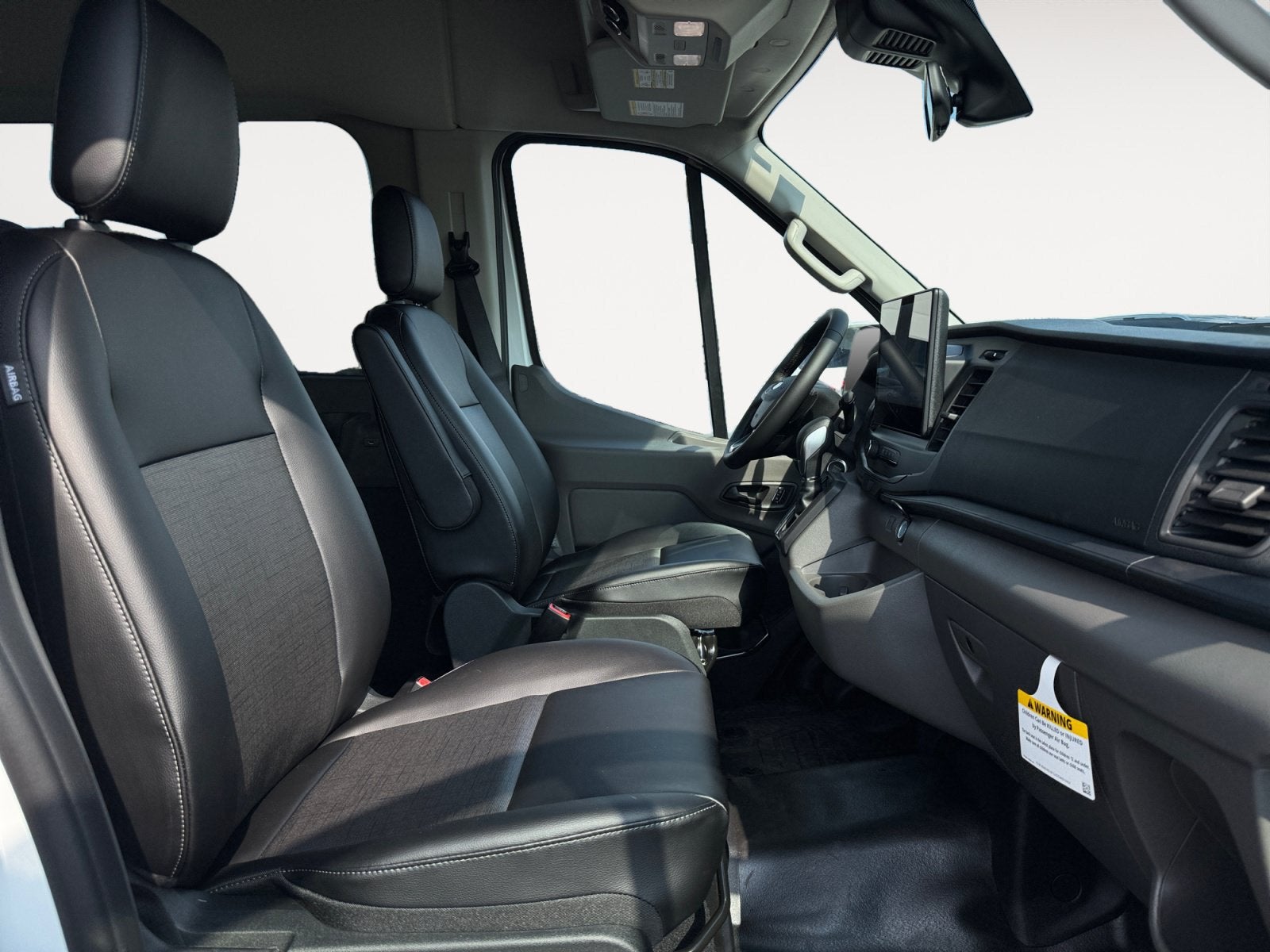 2026 Ford Transit Passenger Wagon XL