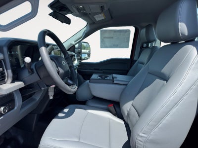 2026 Ford Super Duty F-600 DRW XL
