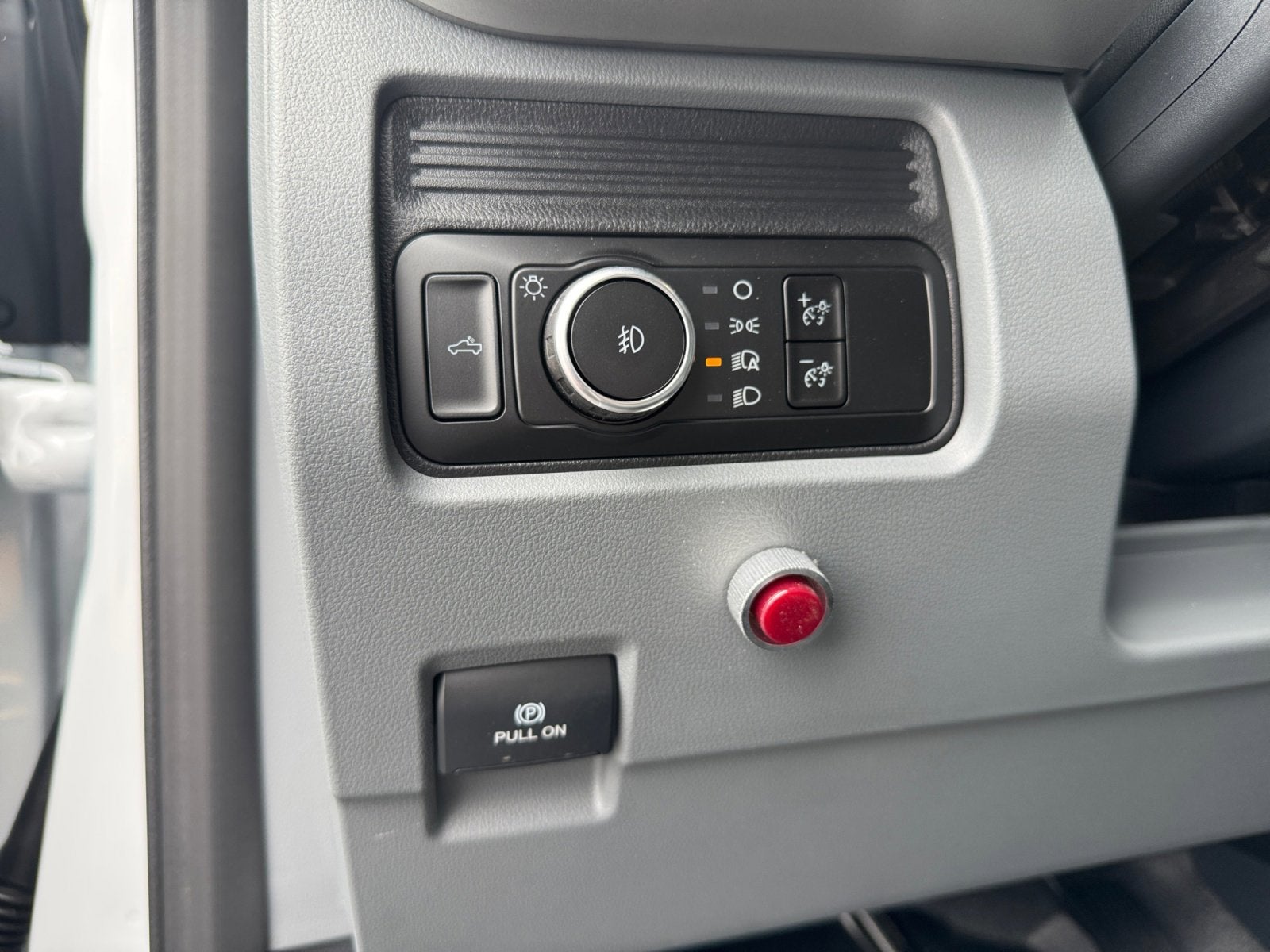 2025 Ford Super Duty F-350 DRW F-350® XL