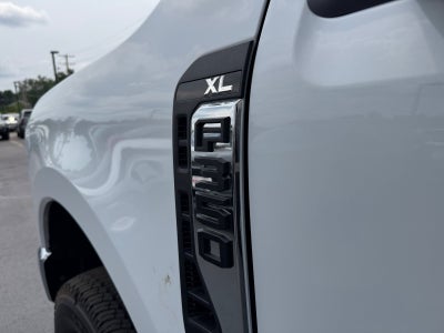 2026 Ford Super Duty F-350 DRW F-350® XL