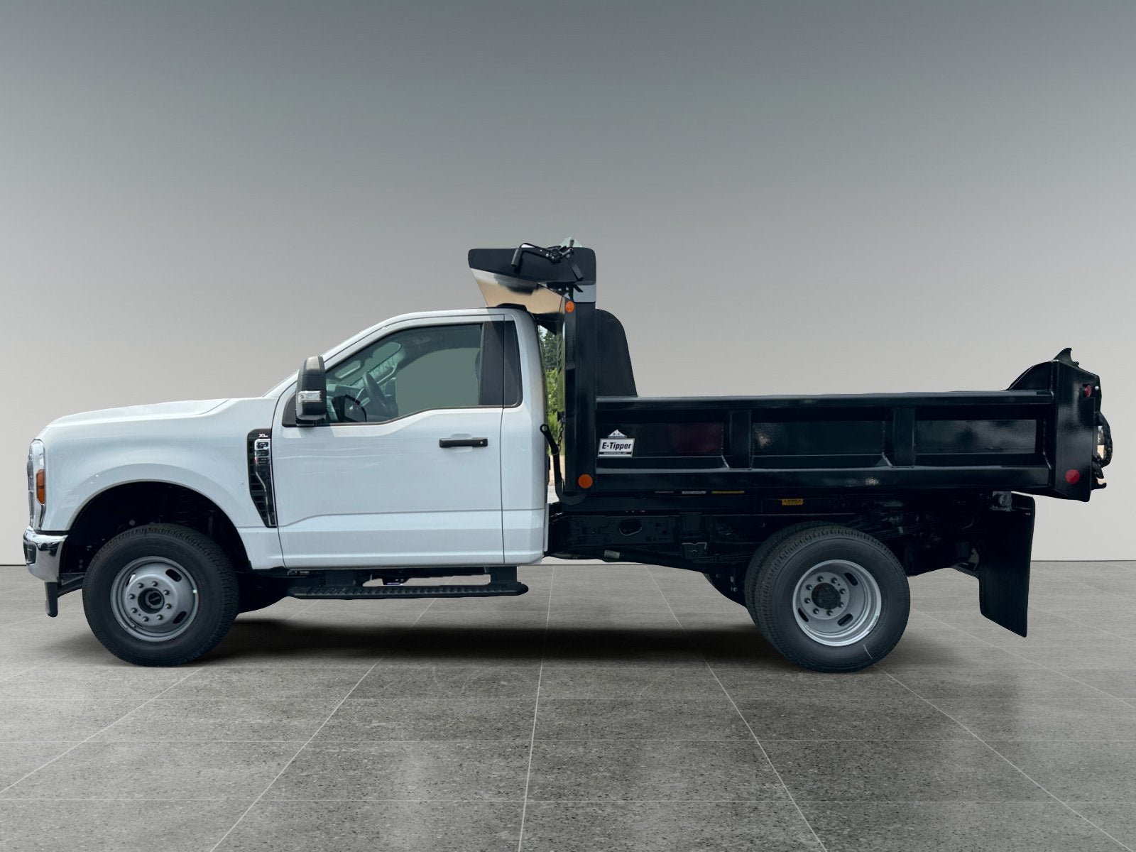 2026 Ford Super Duty F-350 DRW F-350® XL