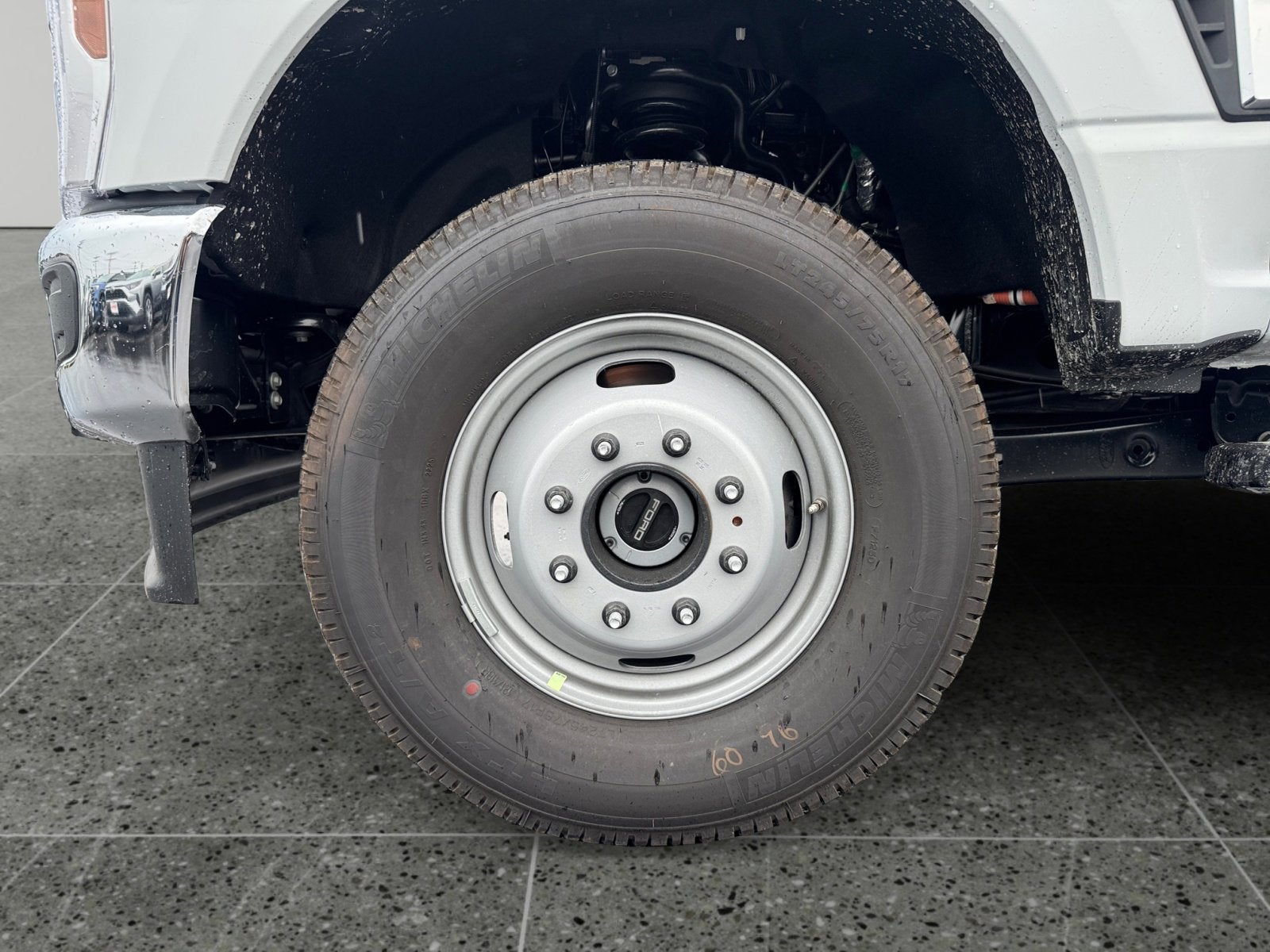 2025 Ford Super Duty F-350 DRW F-350® XL