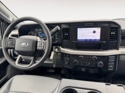 2025 Ford Super Duty F-350 DRW F-350® XL