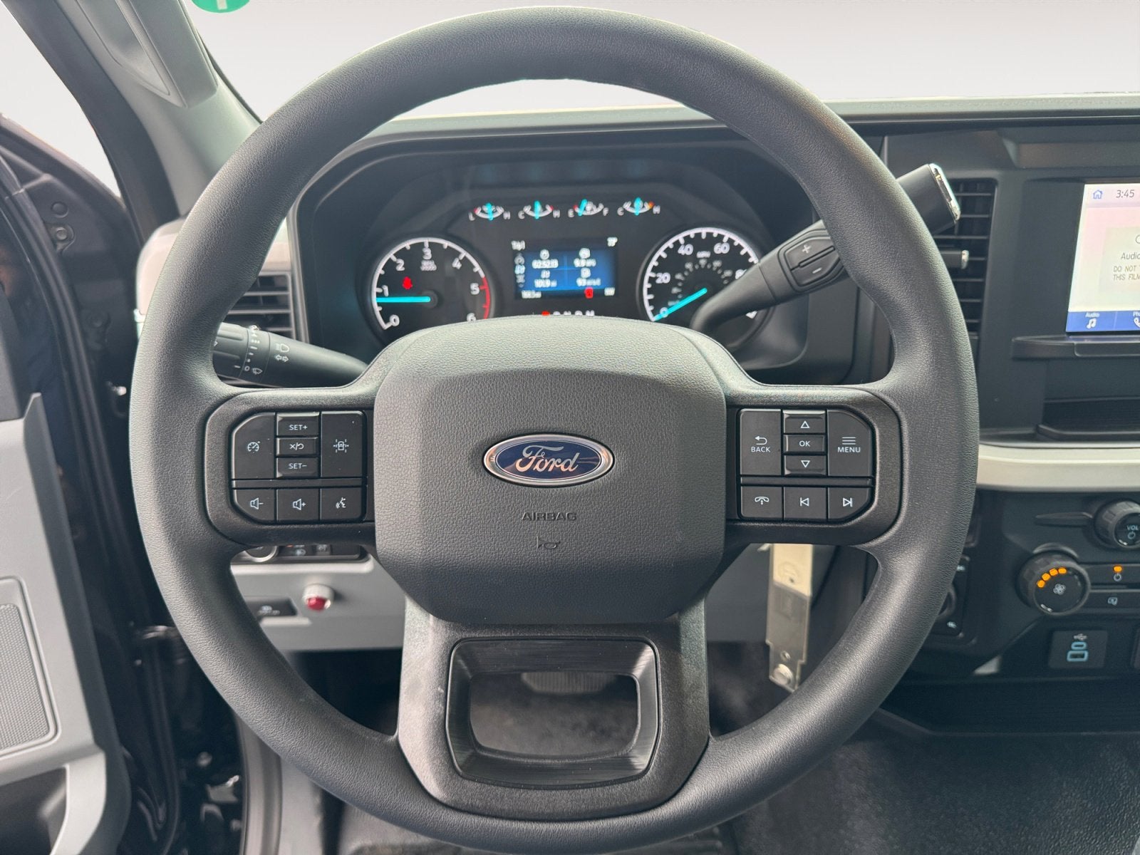 2025 Ford Super Duty F-350 DRW F-350® XL