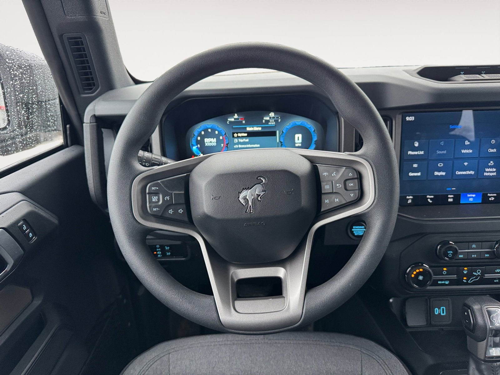 2025 Ford Bronco Base