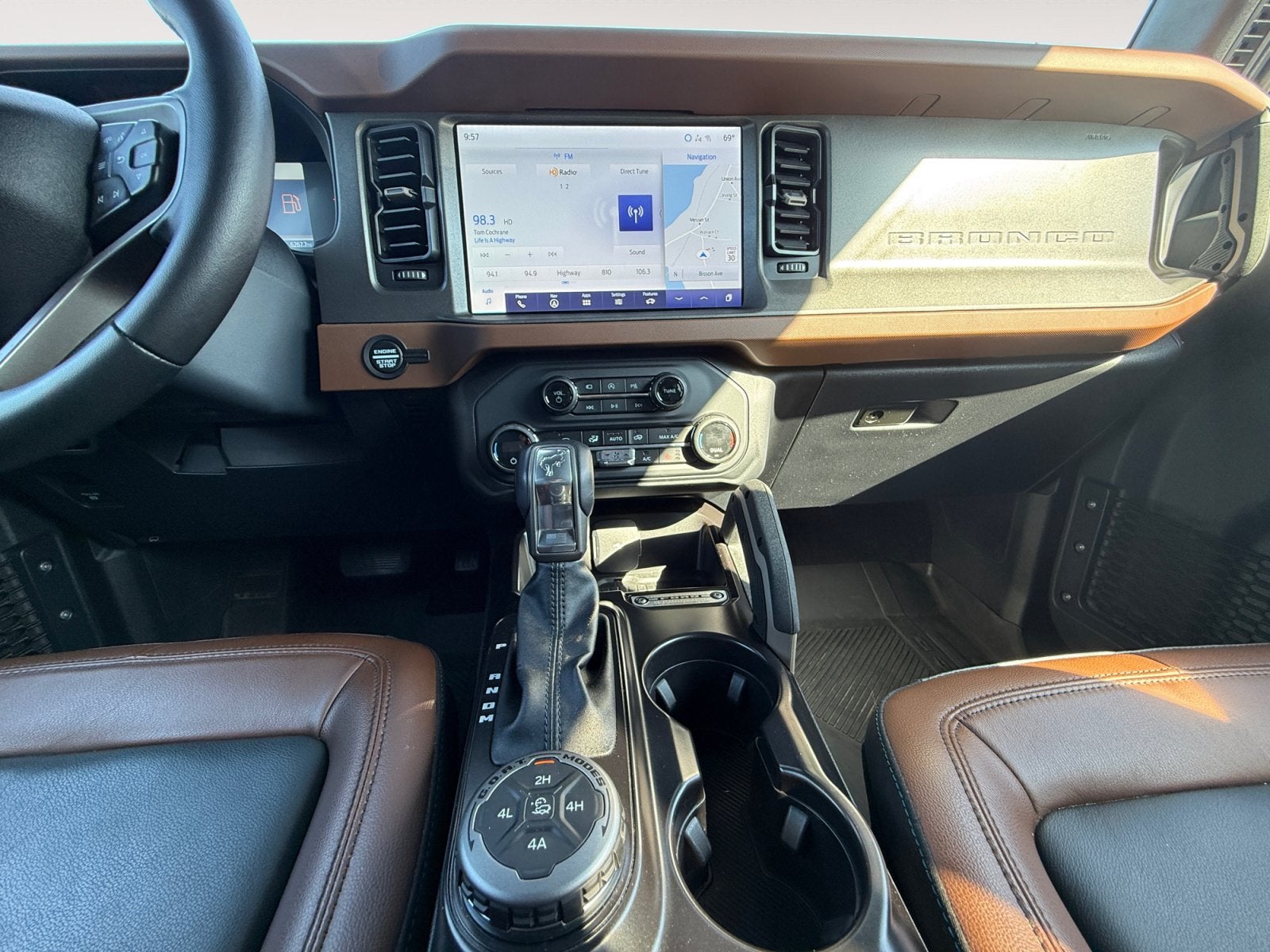 2024 Ford Bronco Outer Banks
