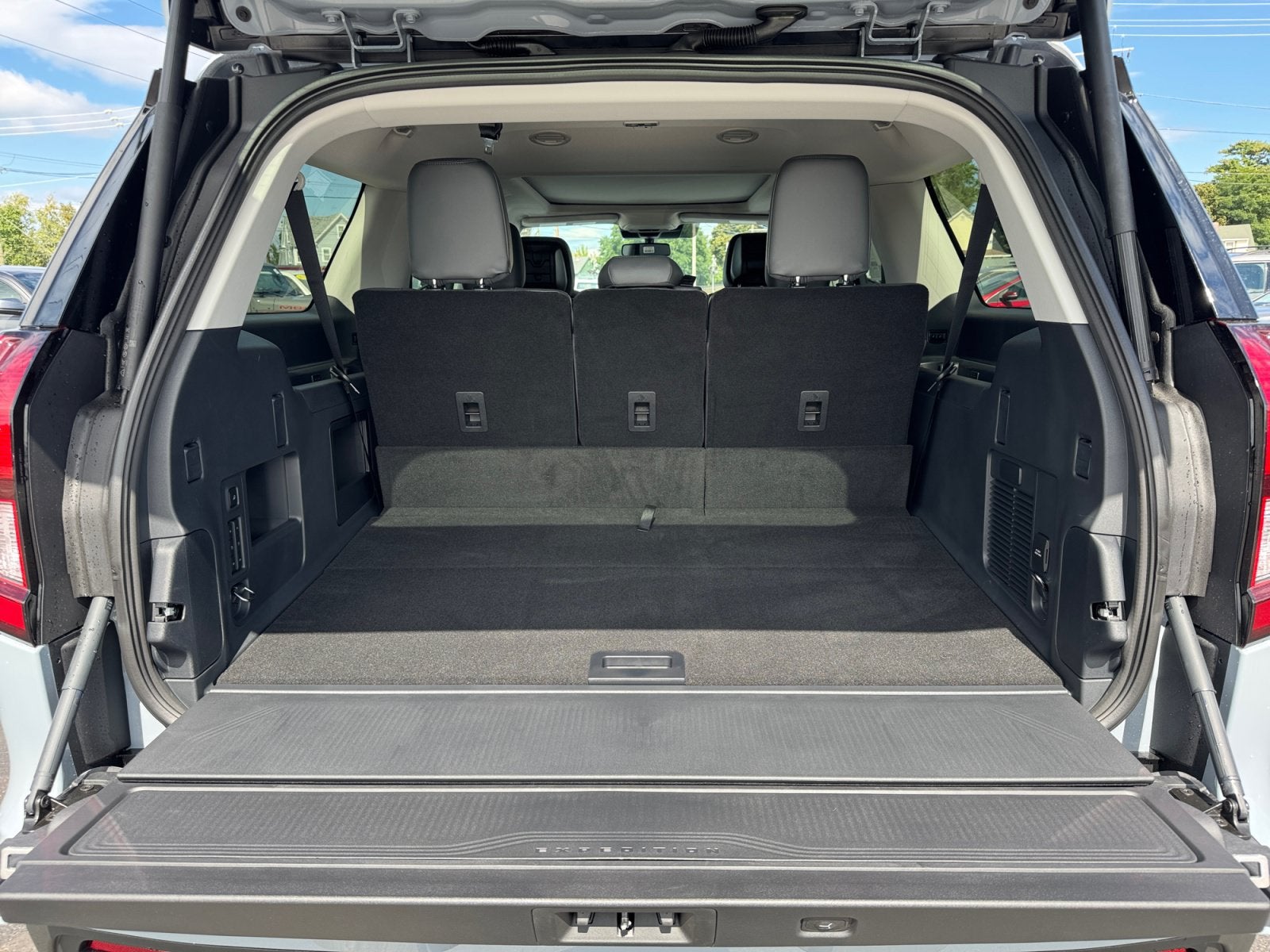2027 Ford Expedition Max Active