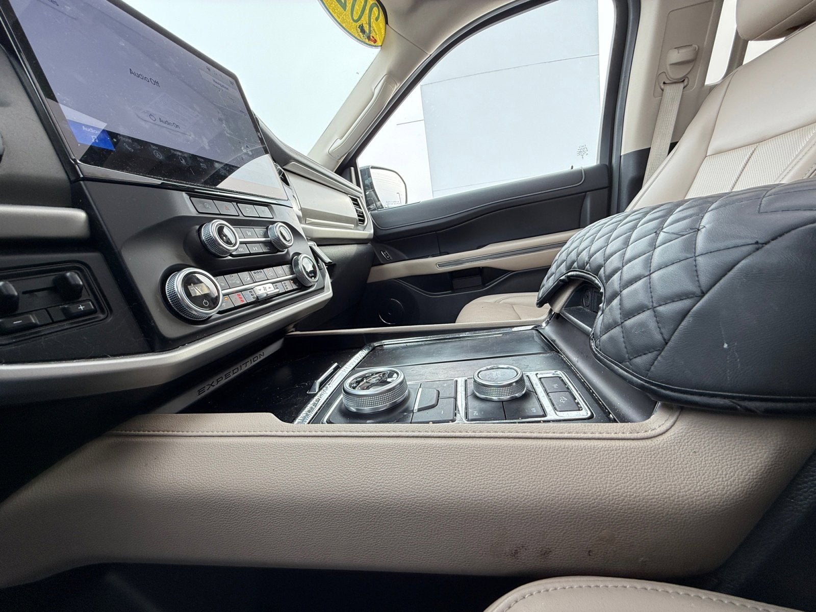 2023 Ford Expedition XLT