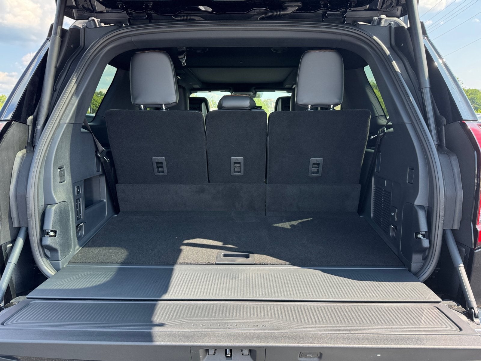 2027 Ford Expedition Tremor