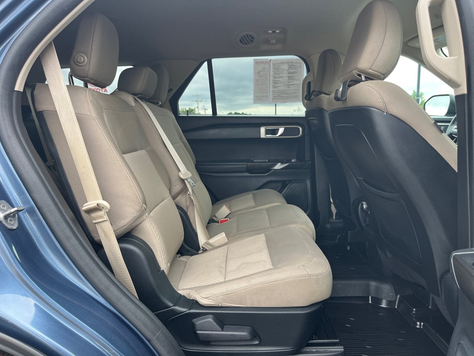 2020 Ford Explorer Base