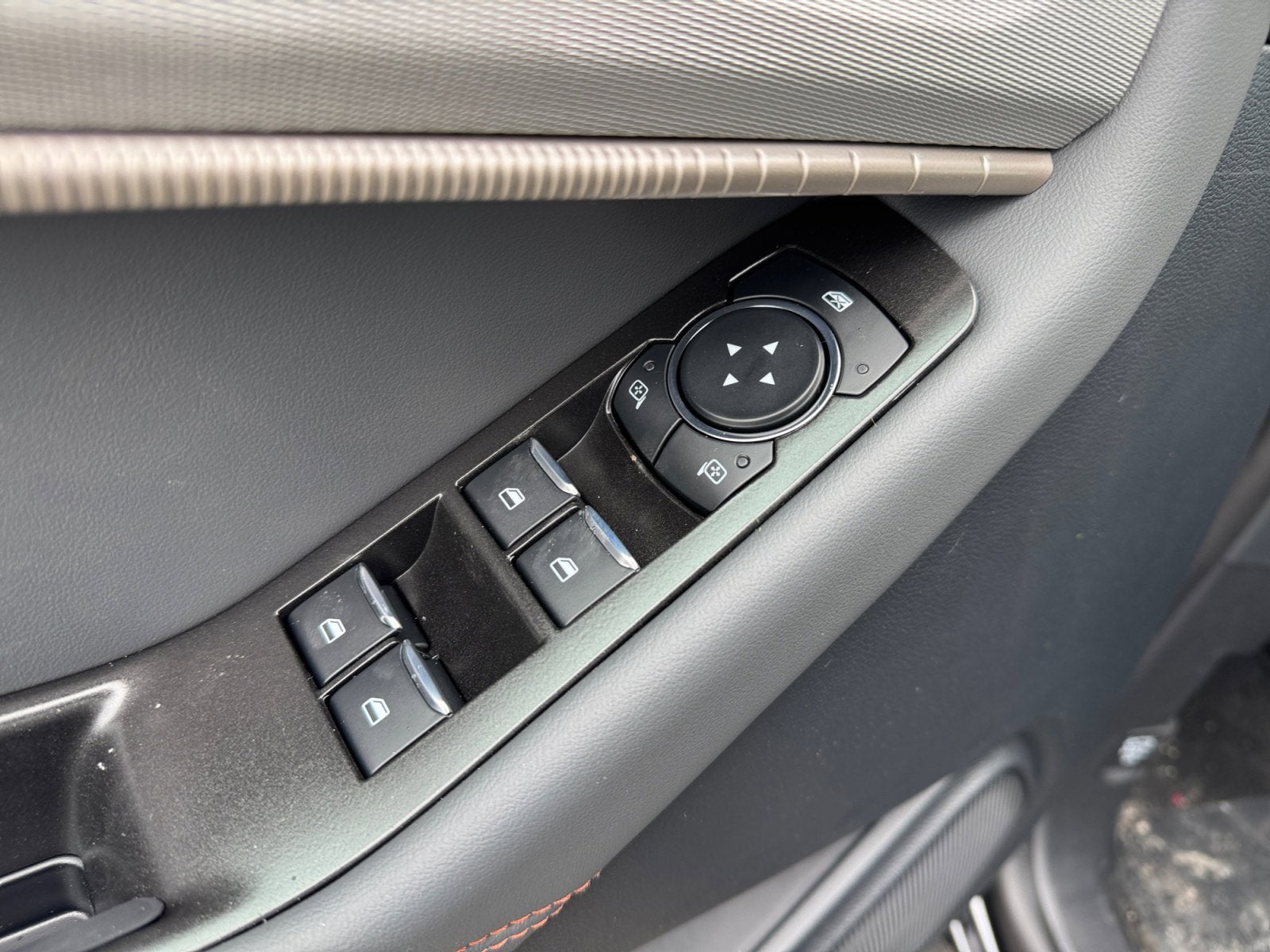 2026 Ford Explorer Active with 200A Pkg
