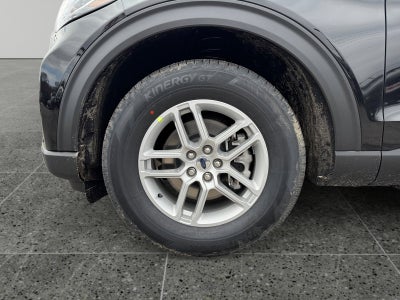 2026 Ford Explorer Active with 200A Pkg