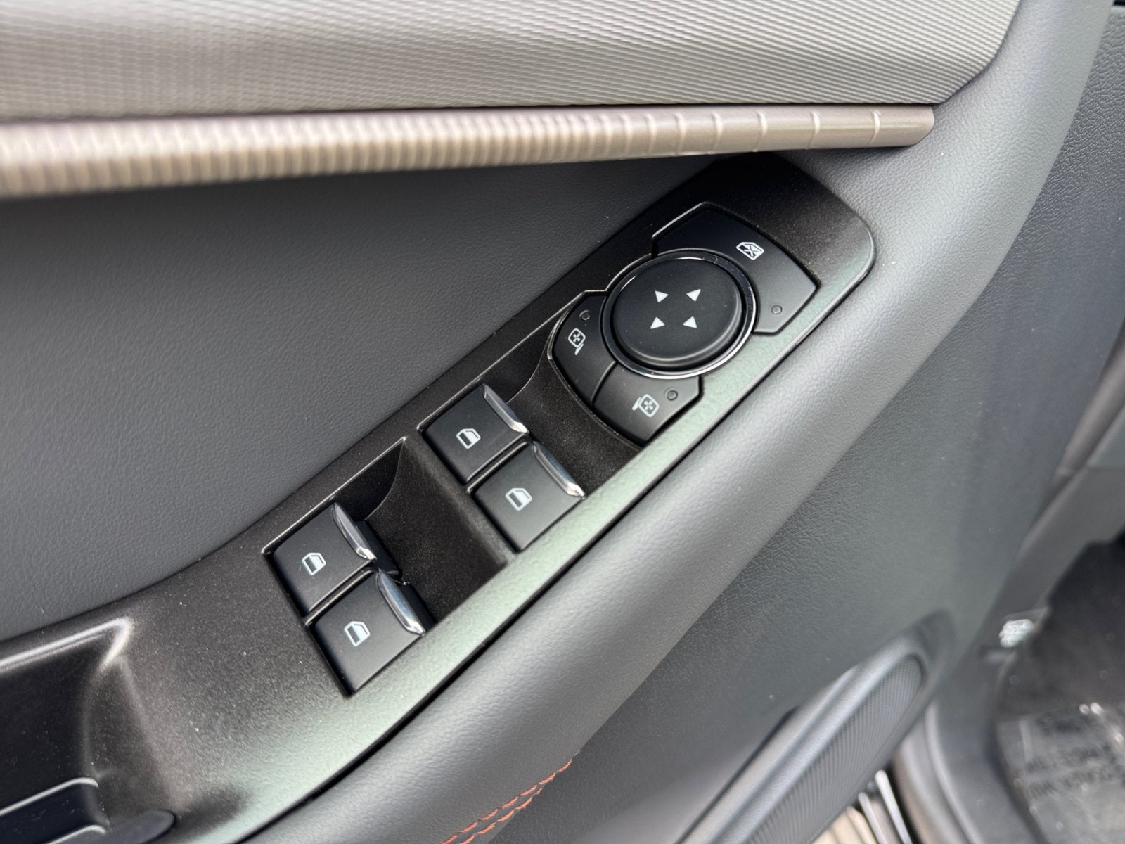2026 Ford Explorer Active with 200A Pkg