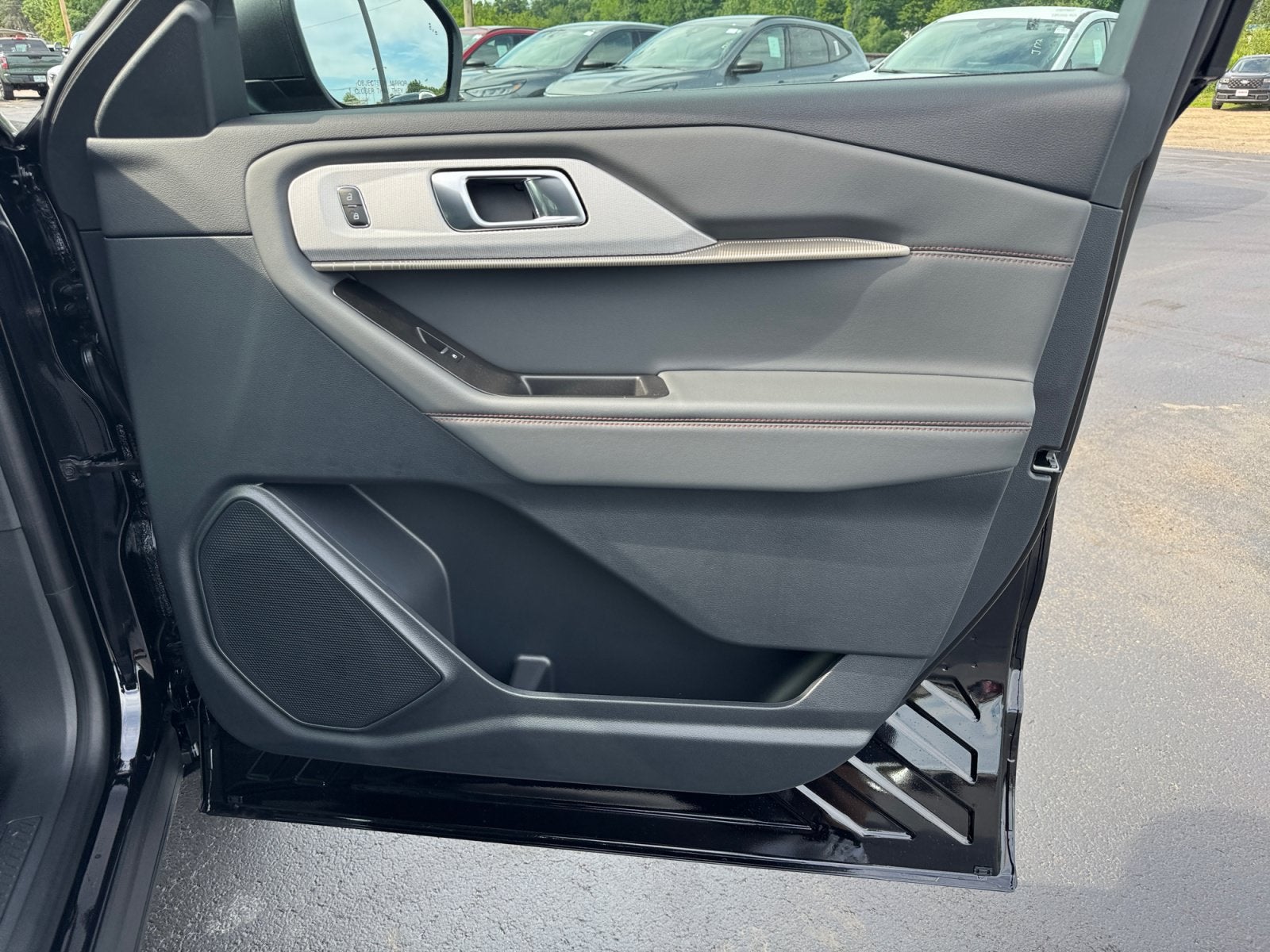 2026 Ford Explorer Active with 200A Pkg