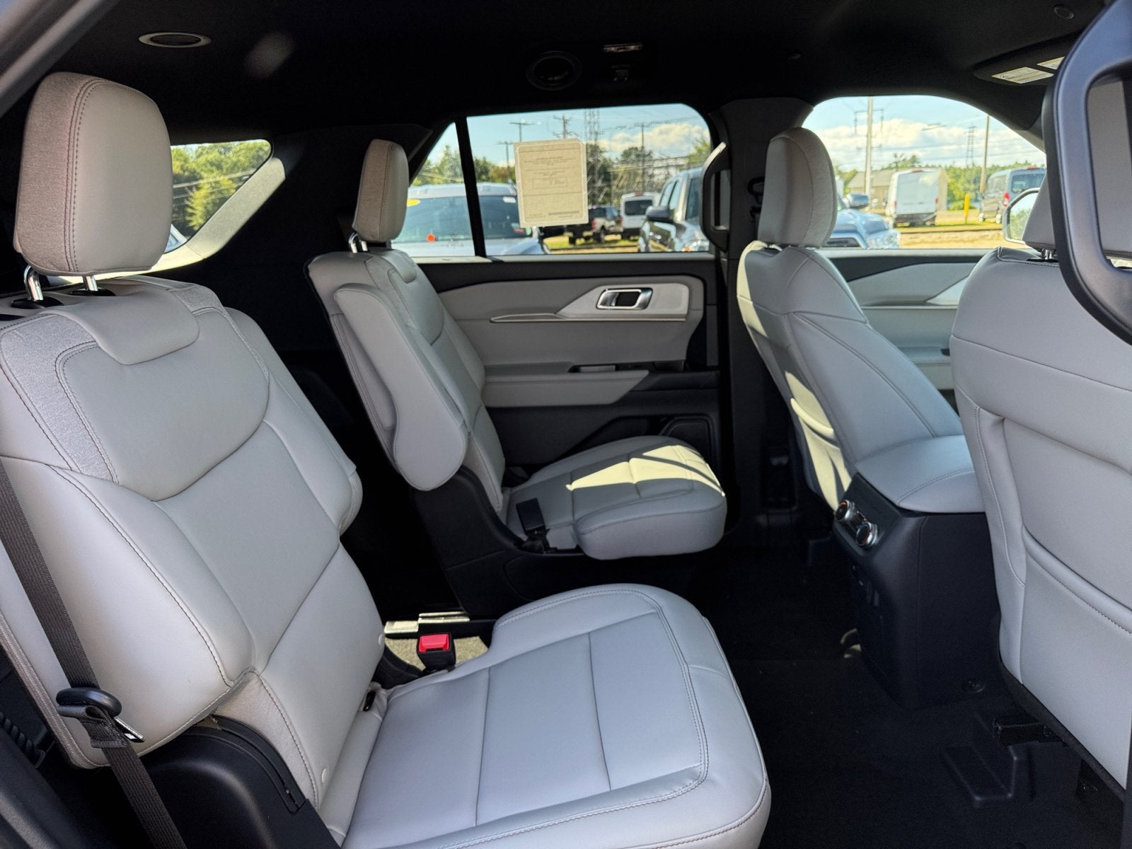 2027 Ford Explorer Active with 200A Pkg