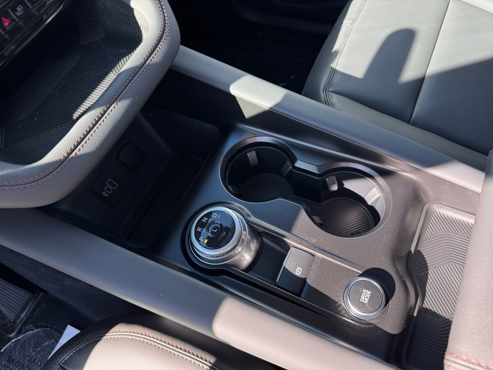 2026 Ford Explorer Active with 200A Pkg