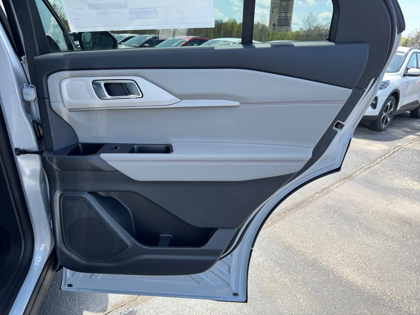 2026 Ford Explorer Active with 200A Pkg