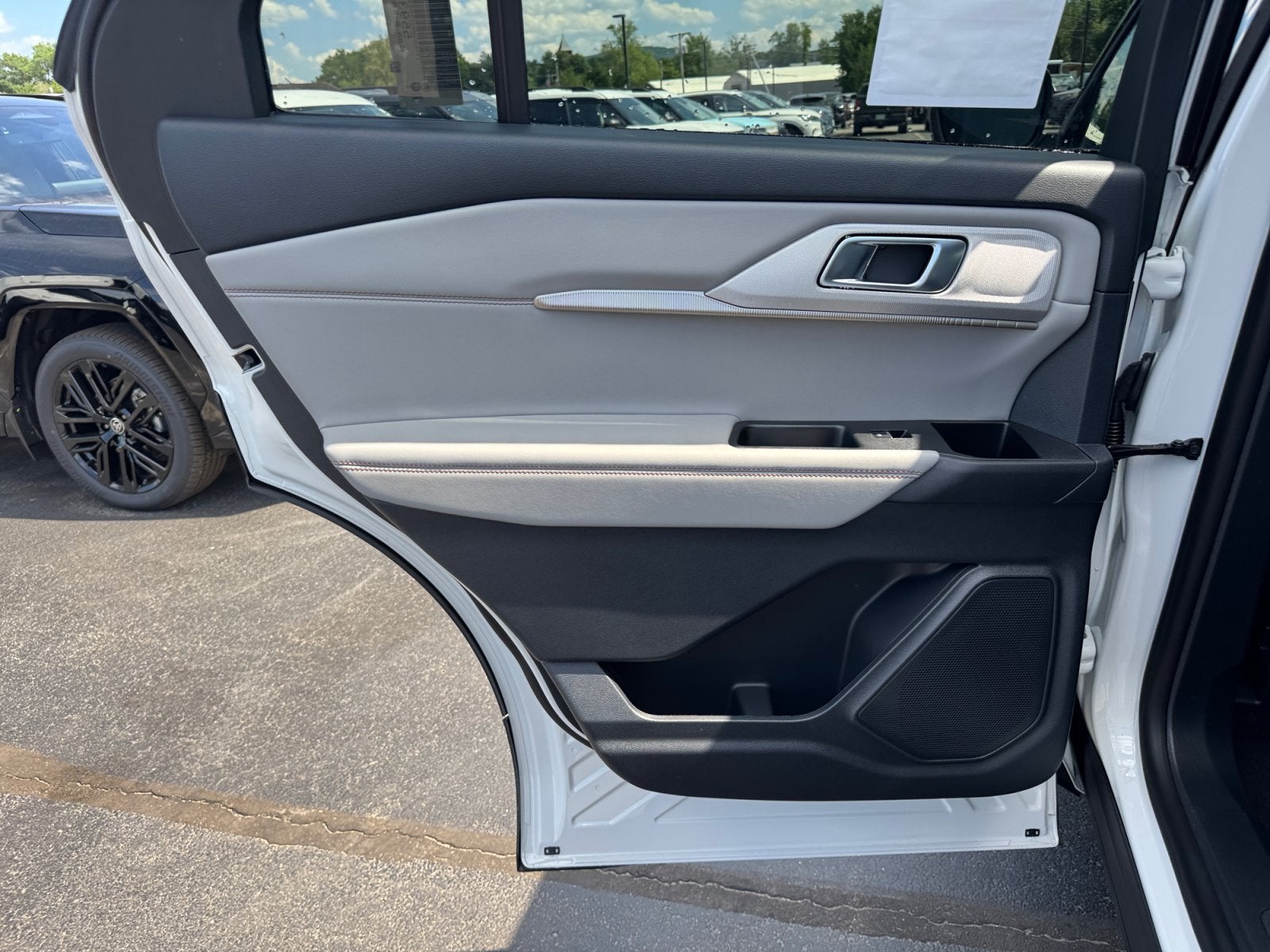 2026 Ford Explorer Active with 200A Pkg