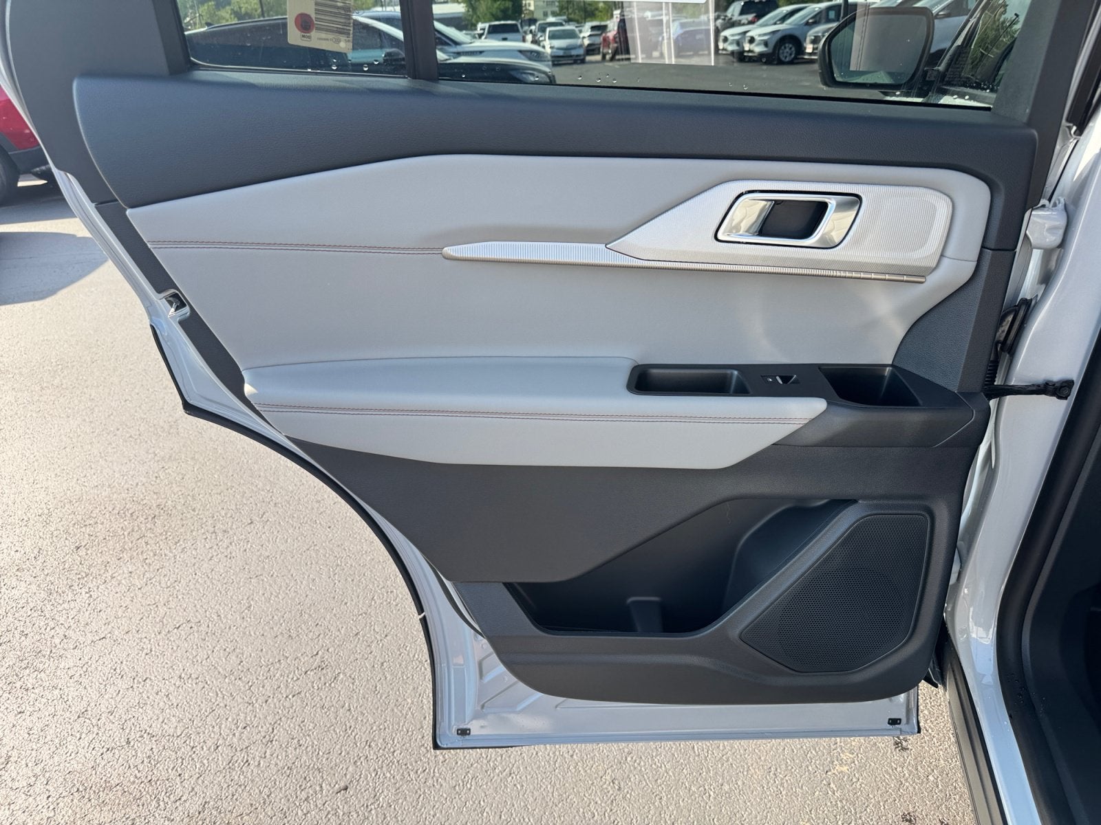 2026 Ford Explorer Active with 200A Pkg