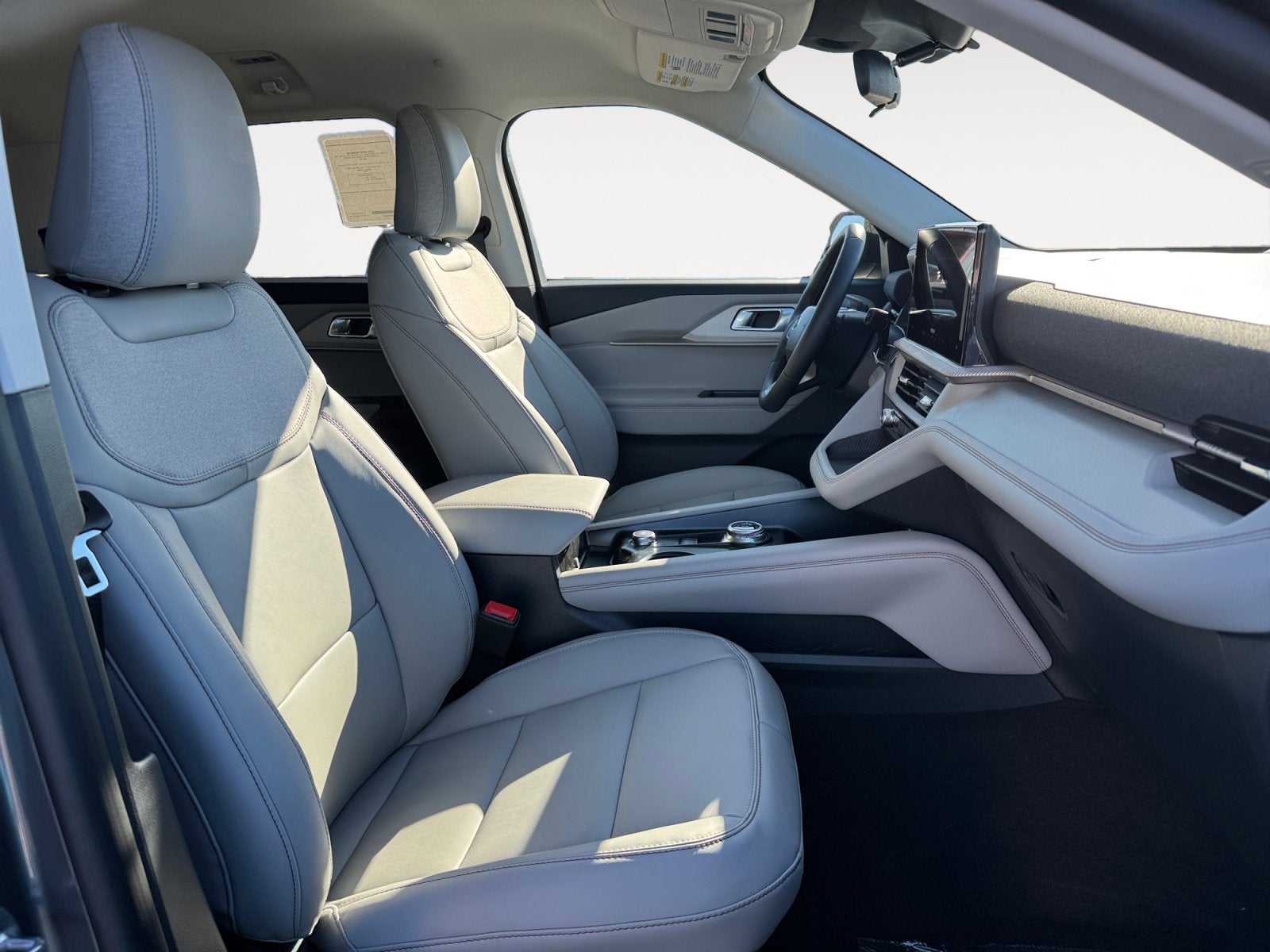 2026 Ford Explorer Active with 200A Pkg