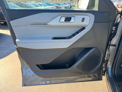 2026 Ford Explorer Active with 200A Pkg