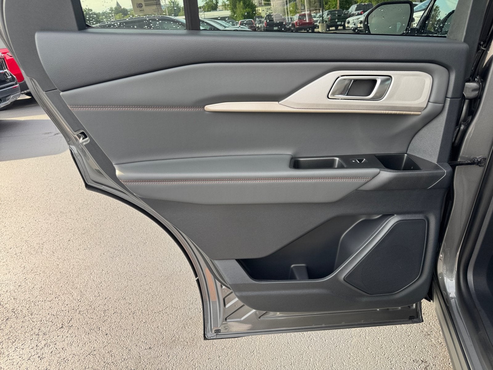 2026 Ford Explorer Active with 200A Pkg