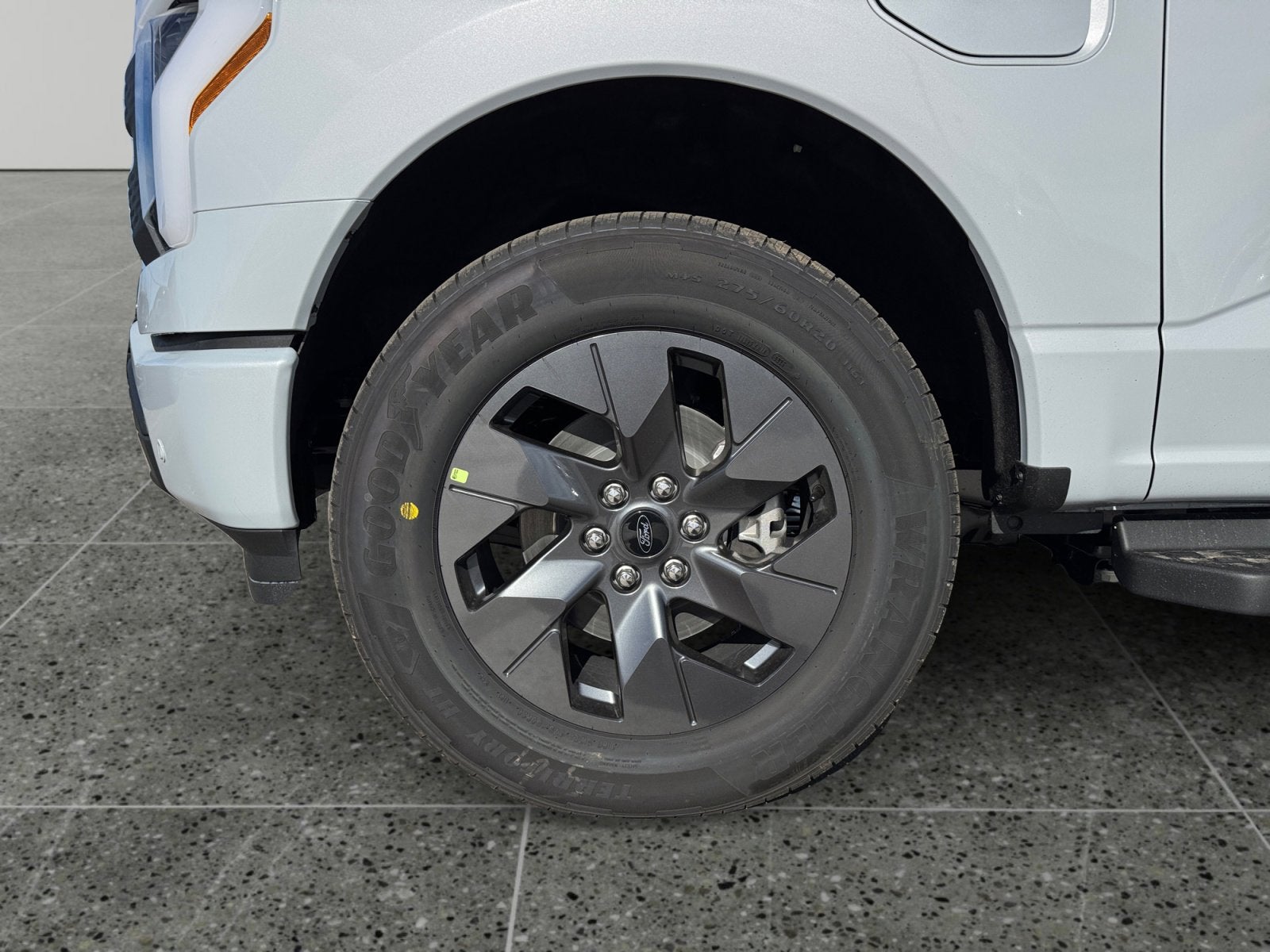 2025 Ford F-150 Lightning Flash