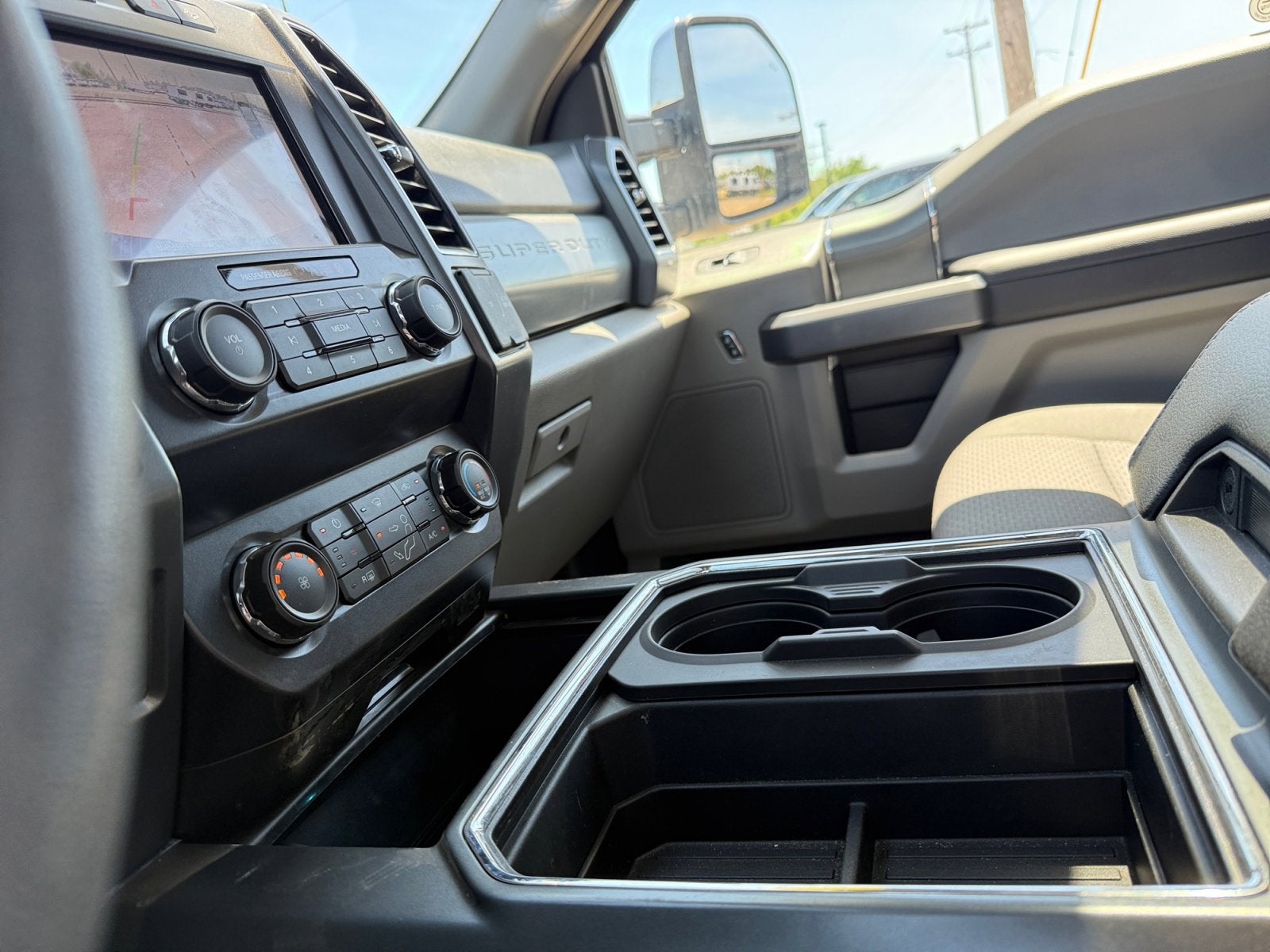 2022 Ford Super Duty F-250 SRW XLT