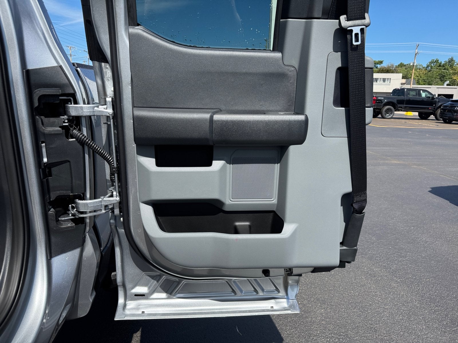 2027 Ford Super Duty F-250 SRW XL