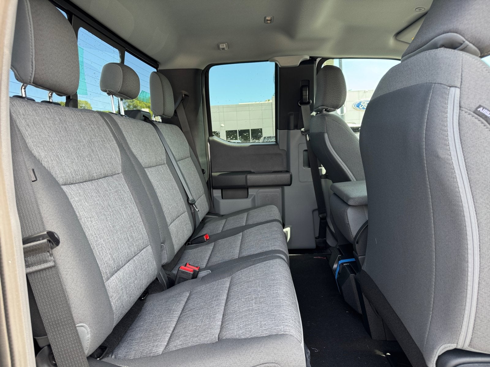 2027 Ford Super Duty F-250 SRW XL