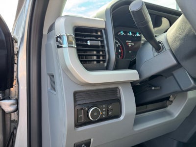 2027 Ford Super Duty F-250 SRW XL