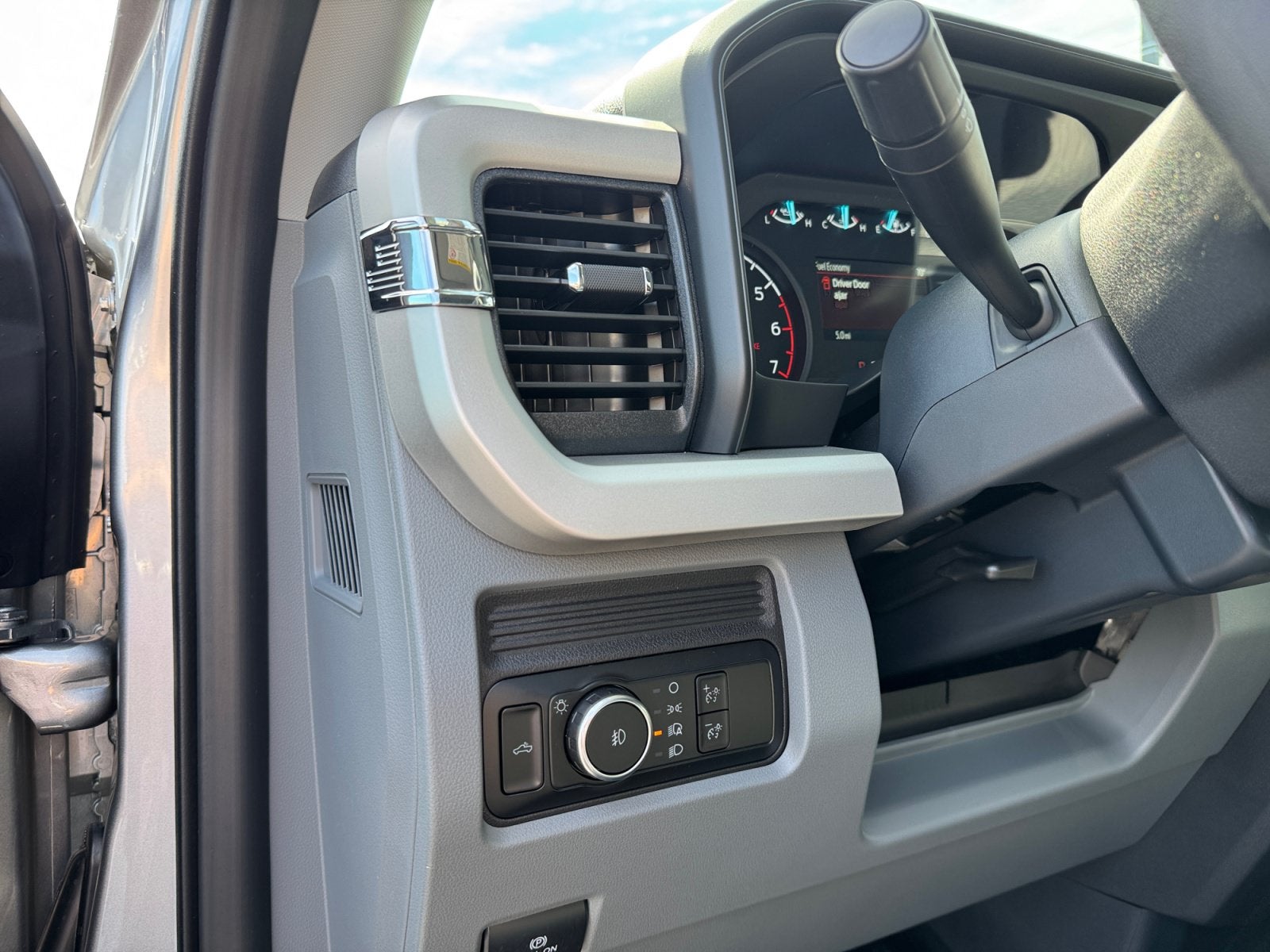 2027 Ford Super Duty F-250 SRW XL
