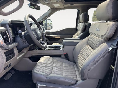 2026 Ford Super Duty F-250 SRW Platinum