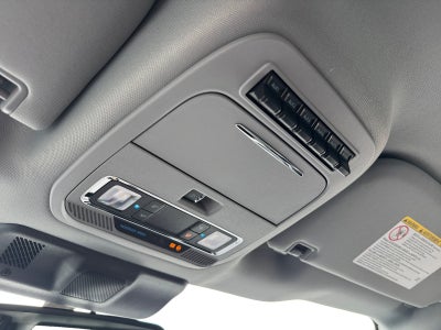 2027 Ford Super Duty F-250 SRW F-250® Lariat®