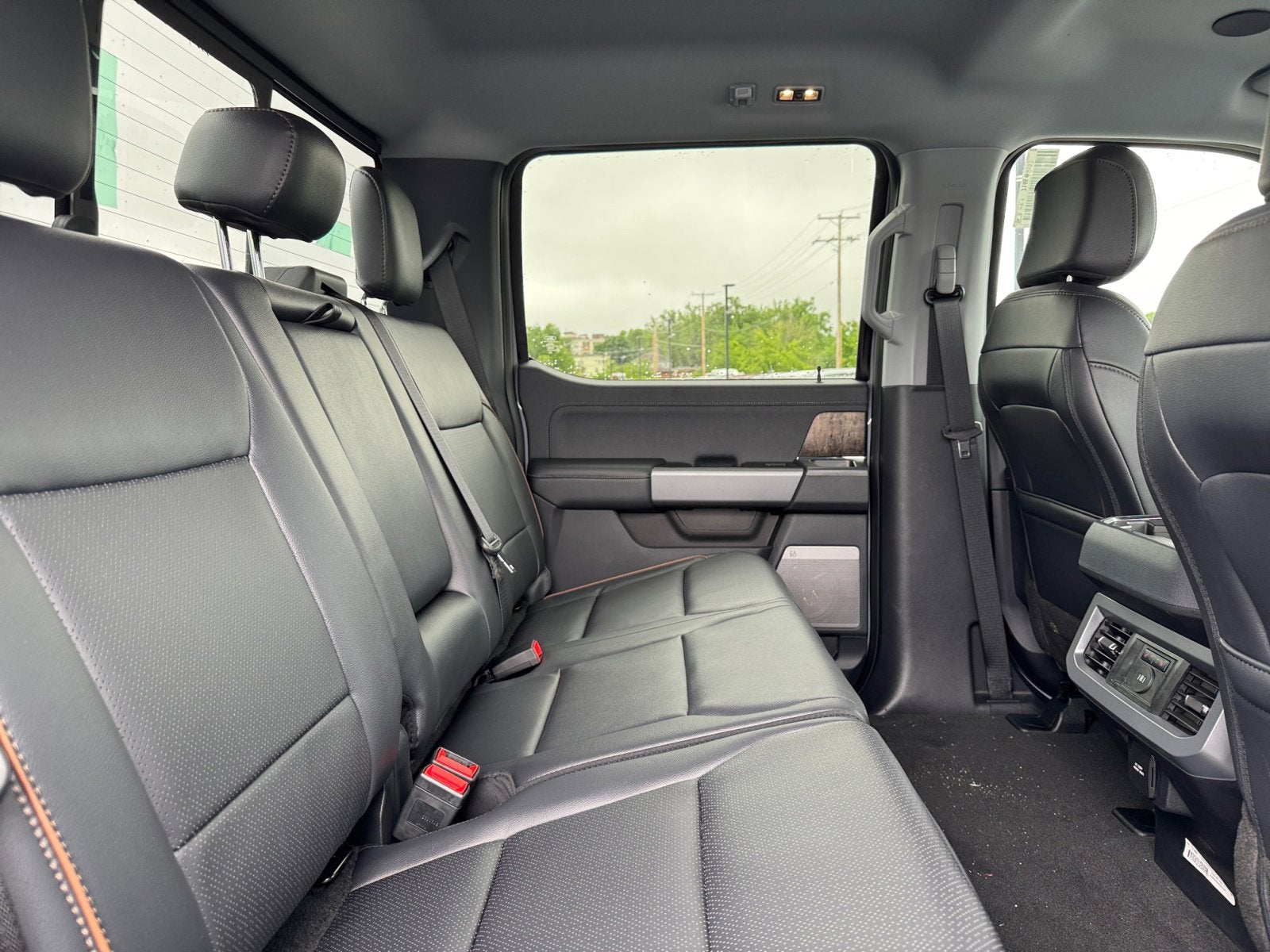 2025 Ford Super Duty F-250 SRW LARIAT