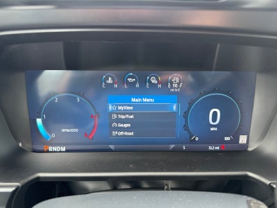 2027 Ford Super Duty F-350 SRW LARIAT