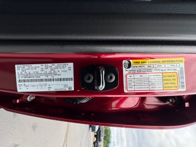 2027 Ford Super Duty F-350 SRW LARIAT