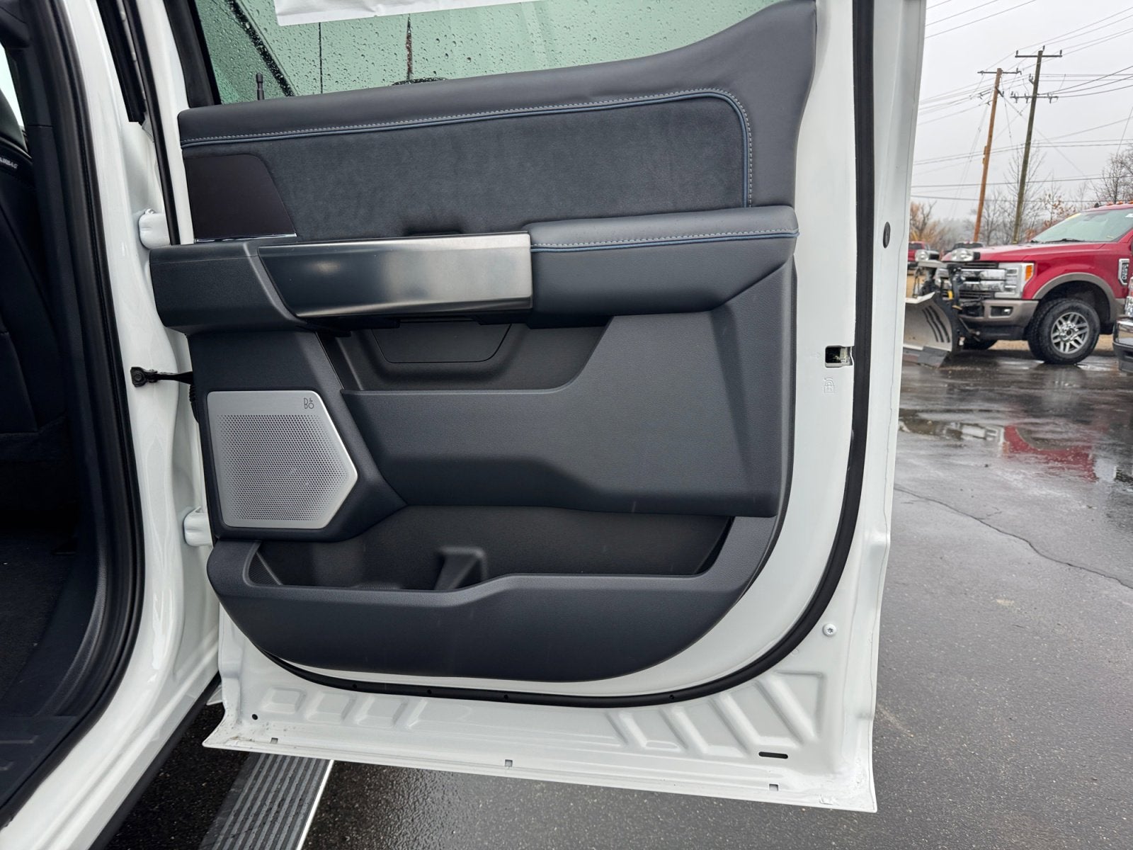 2026 Ford Super Duty F-350 SRW Platinum