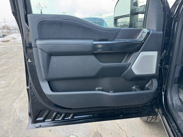 2026 Ford Super Duty F-350 SRW Platinum