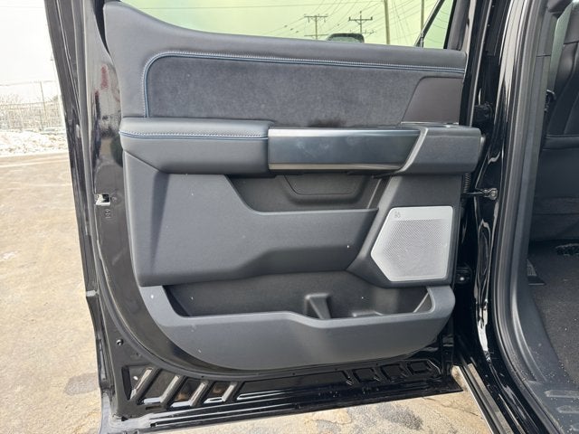 2026 Ford Super Duty F-350 SRW Platinum