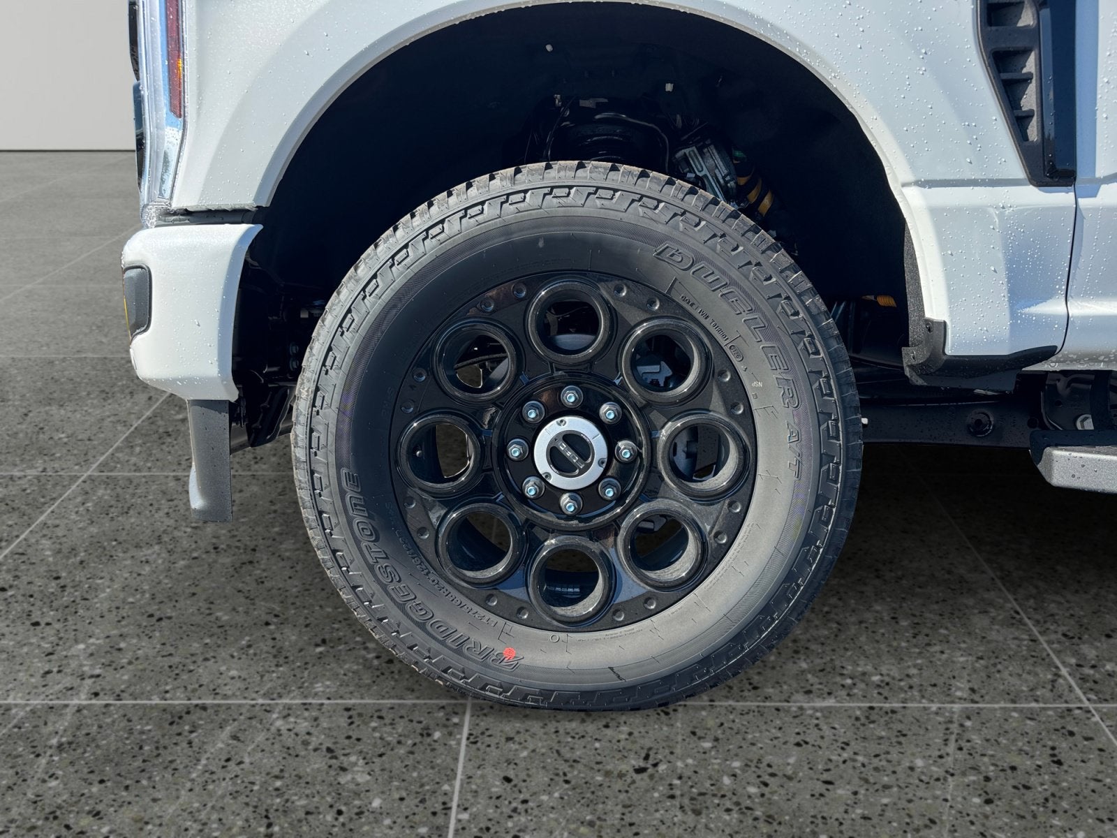 2027 Ford Super Duty F-350 SRW LARIAT