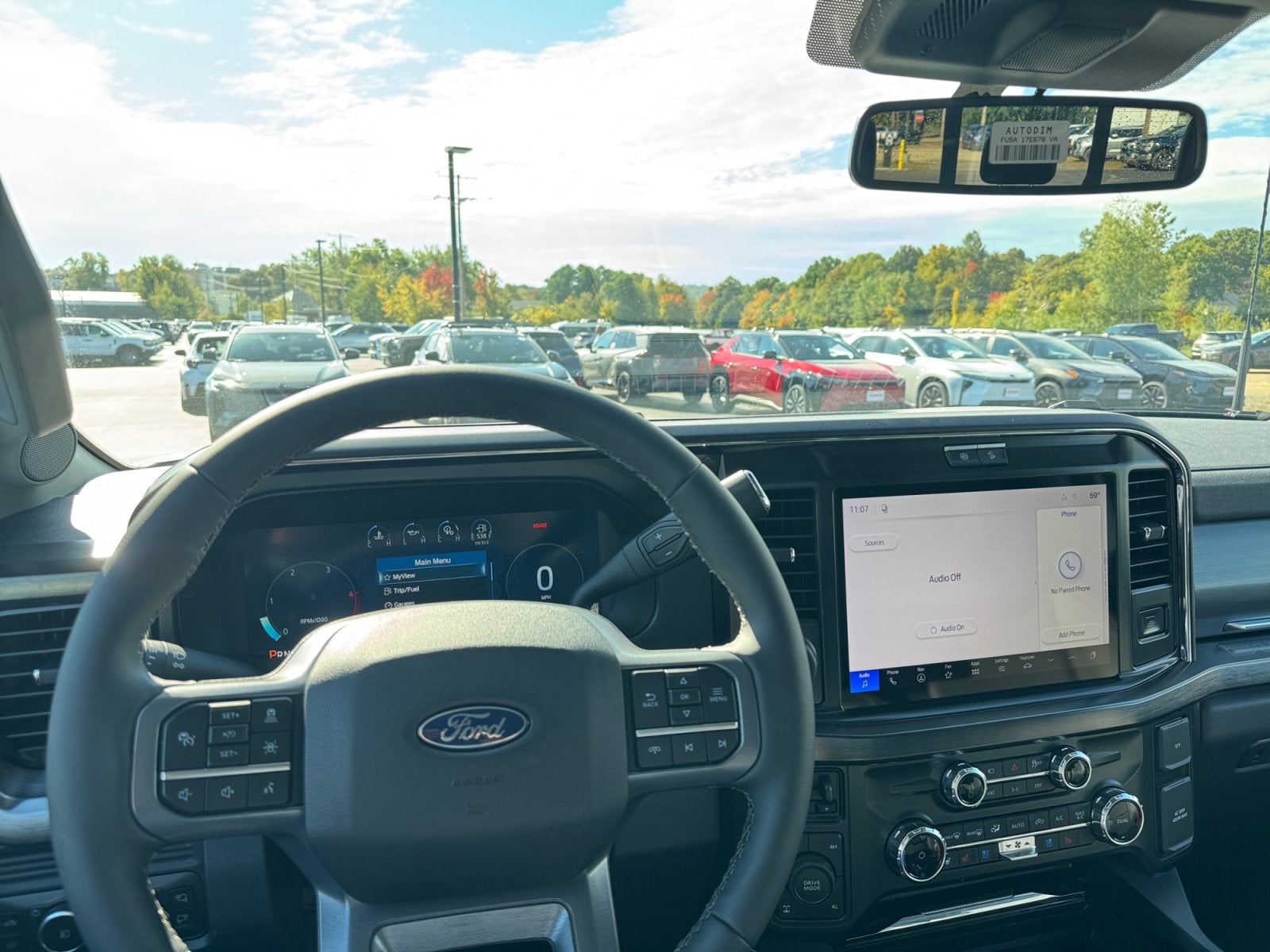 2027 Ford Super Duty F-350 SRW LARIAT