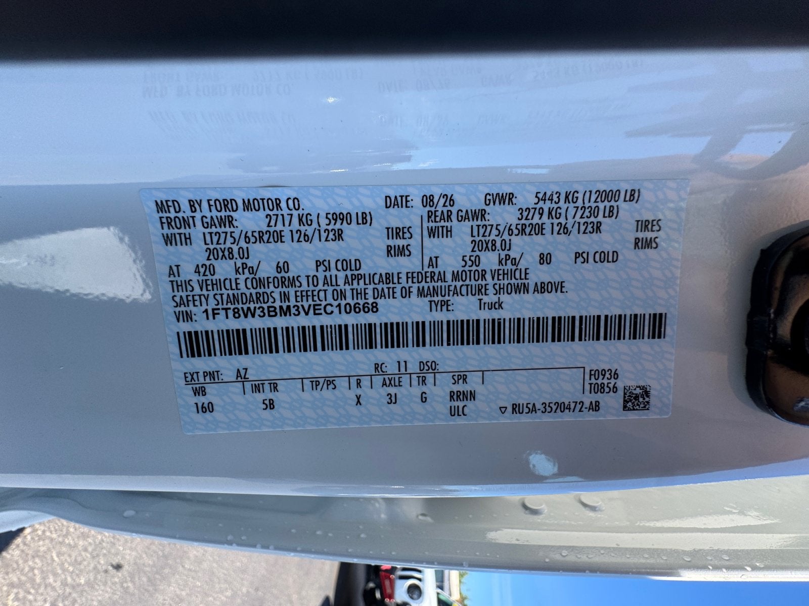 2027 Ford Super Duty F-350 SRW LARIAT