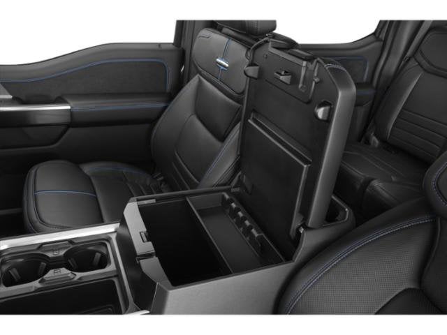 2027 Ford Super Duty F-350 SRW F-350® King Ranch®
